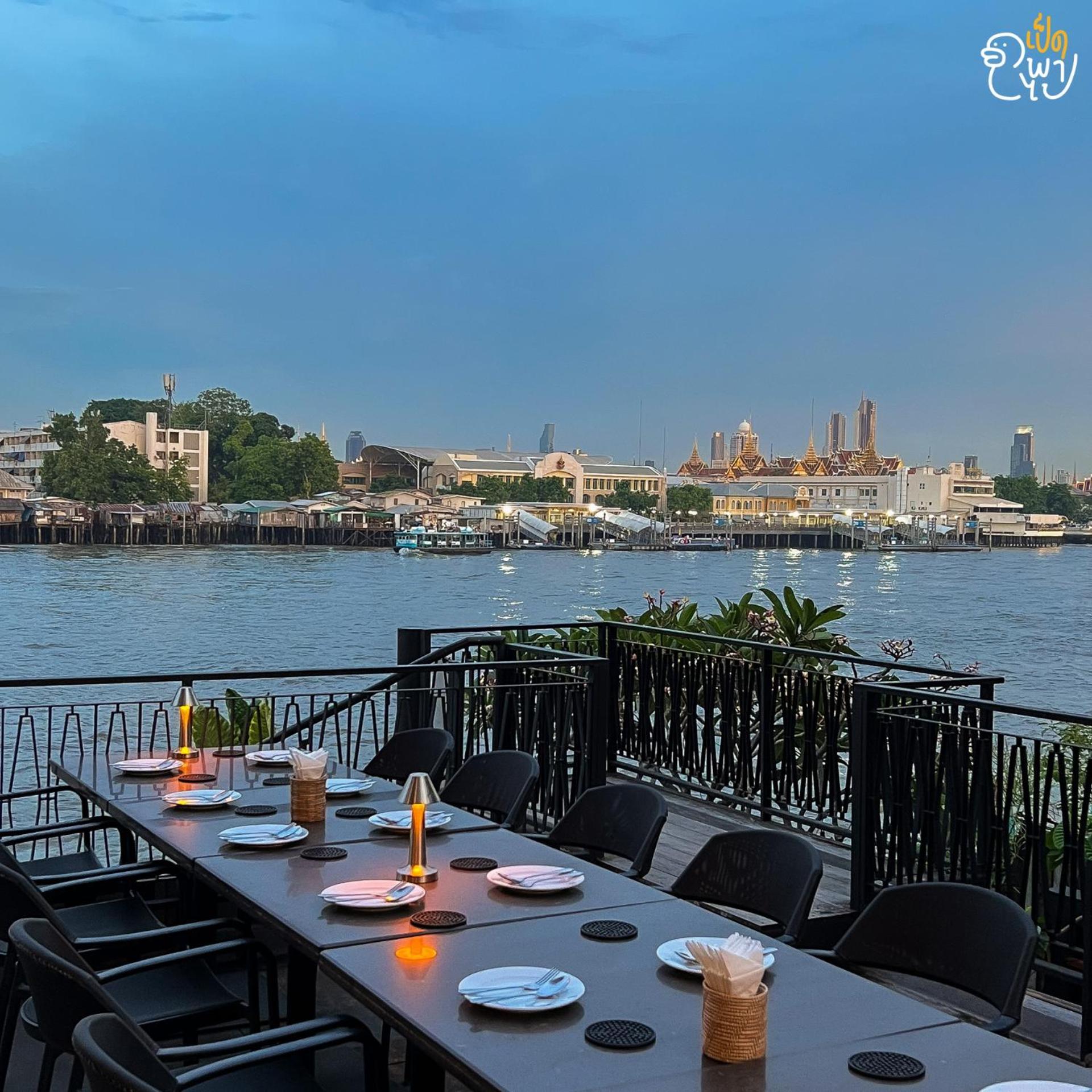 Baan Wanglang Riverside, Bangkok Exterior foto