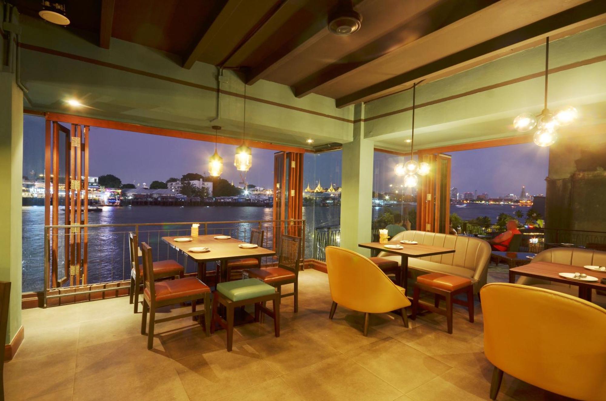 Baan Wanglang Riverside, Bangkok Exterior foto